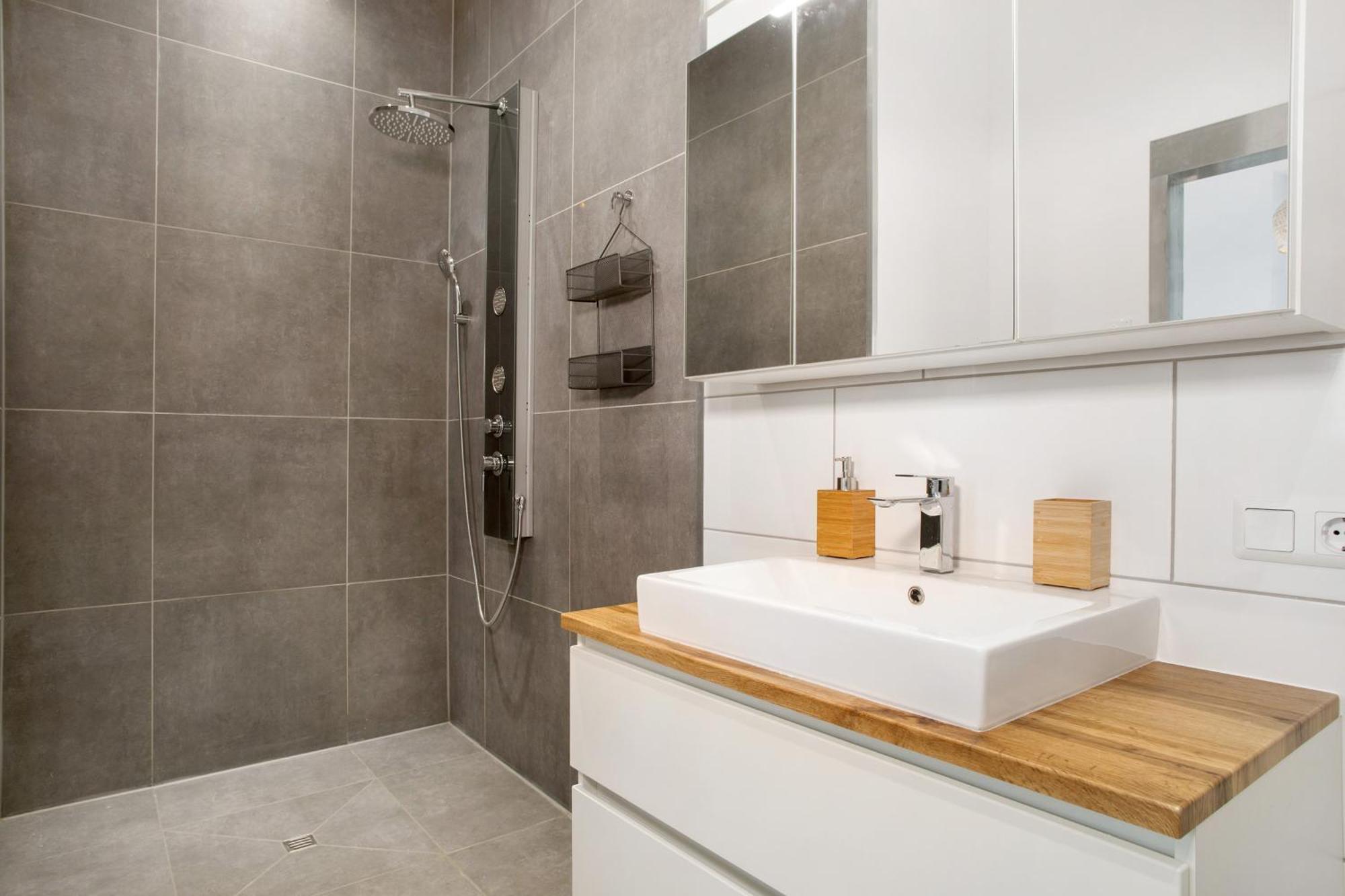 Zeitlos Zuhause Bregenz Ngoại thất bức ảnh